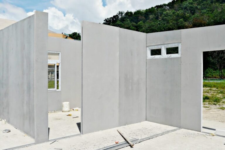 Esquema de construcción de una casa modular con panel SIP MGO